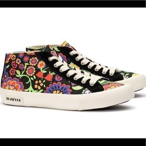 Seavees Bridget Mid-cut Lace Up Black Paisley Print Sneakers Women’s Size 8